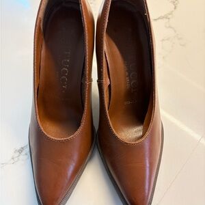 Tucci Brown Leather Pointed Toe Pumps